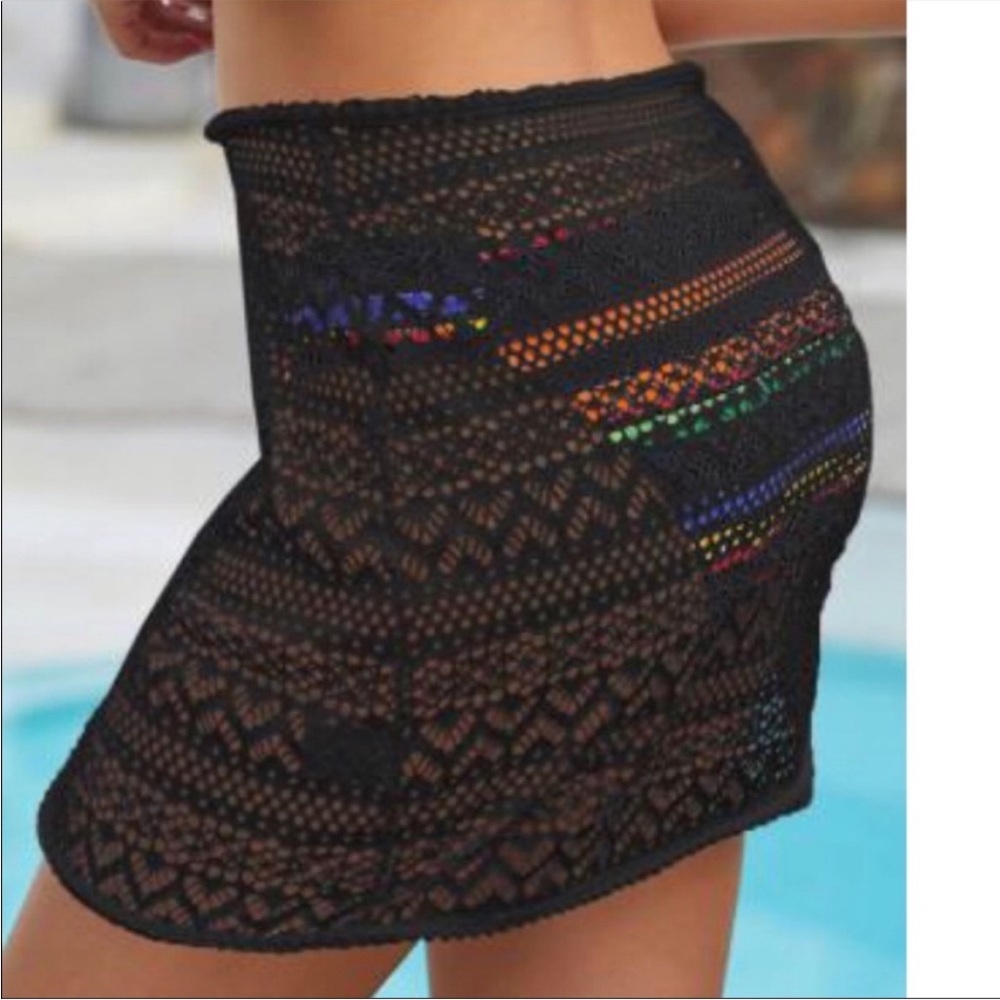 Sarong beach coverup - Picture 2 of 6